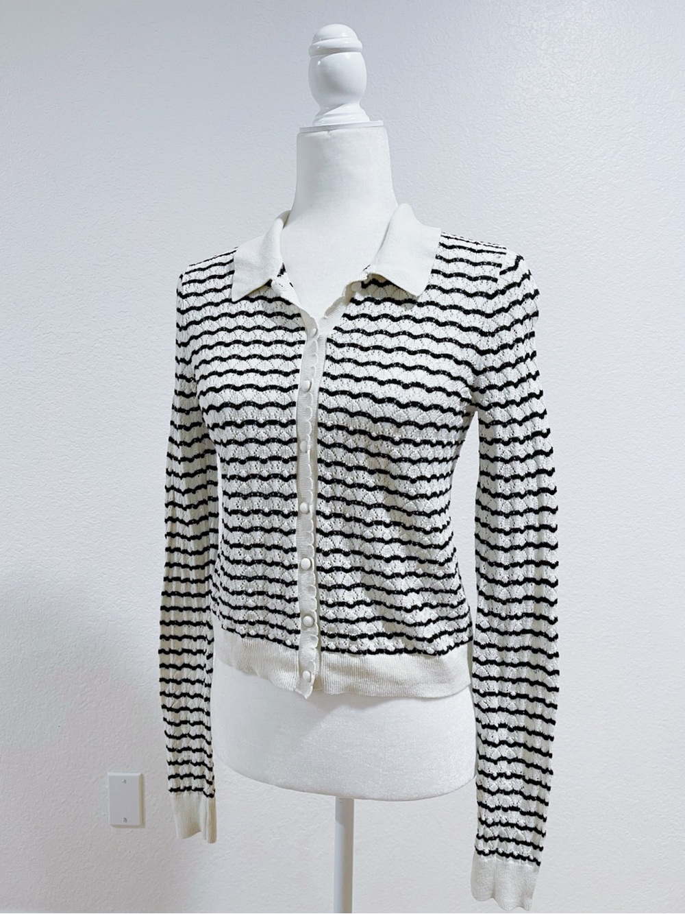 Vintage GAP 100% Cotton Black & White Striped Knit Button Front Top XS